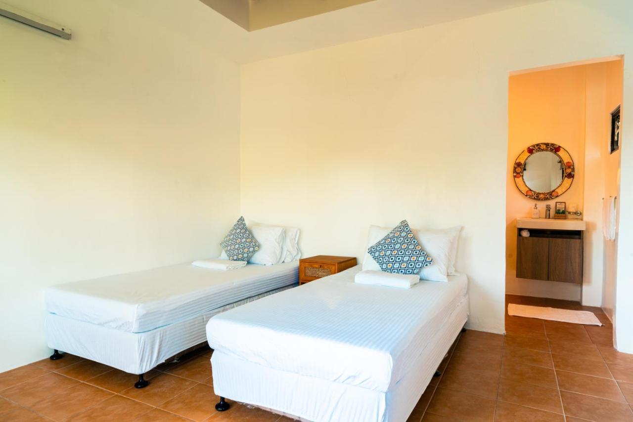 Marina del Sol Resort&Yacht Club Busuanga Zimmer foto